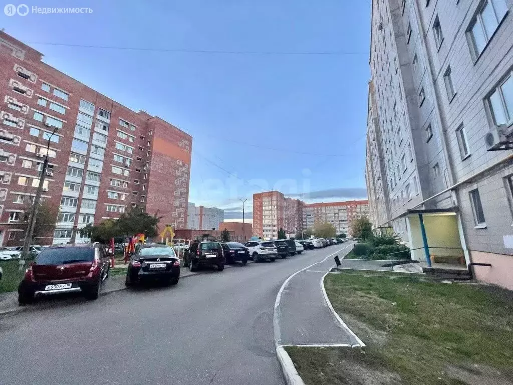 3-комнатная квартира: Ижевск, улица Тимирязева, 21А (65.4 м) - Фото 1
