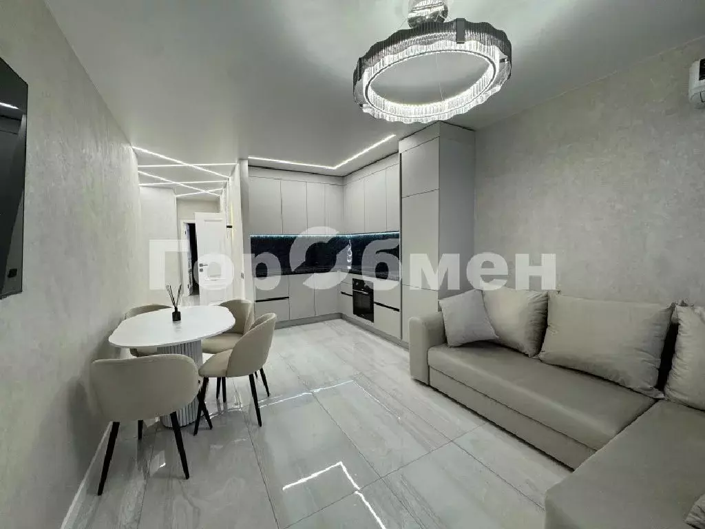 Продается 2-комнатная квартира - Фото 1