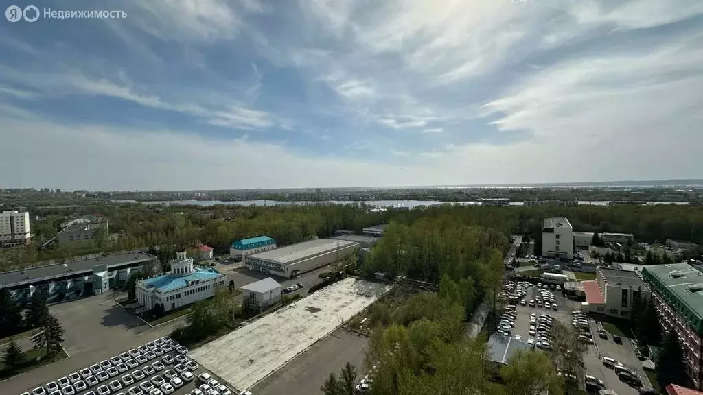 2-комнатная квартира: Казань, улица Оренбургский Тракт, 8Д (69.4 м) - Фото 1