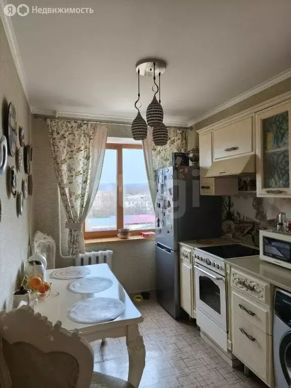 3-комнатная квартира: Комсомольск-на-Амуре, Ленинградская улица, 70 ... - Фото 1