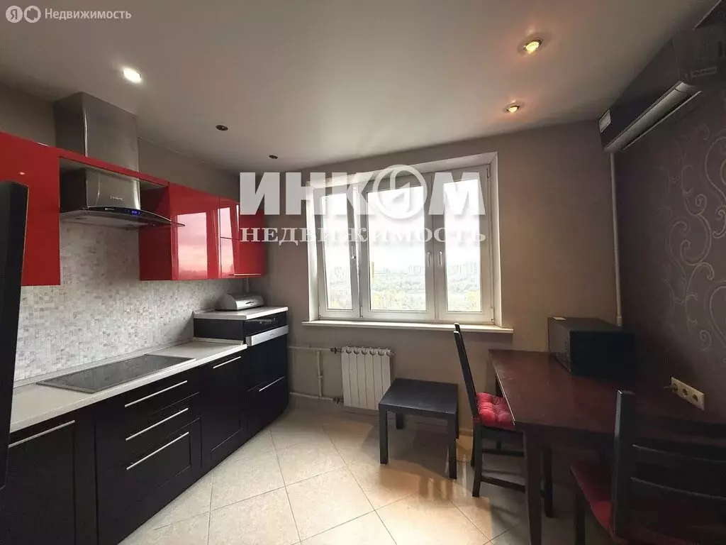 3-комнатная квартира: Москва, улица Маршала Захарова, 6к3 (74.3 м) - Фото 1