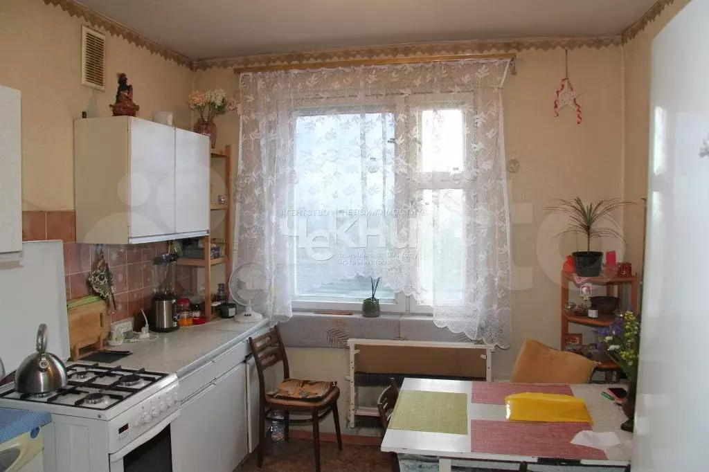 2-к. квартира, 50 м, 9/9 эт. - Фото 0