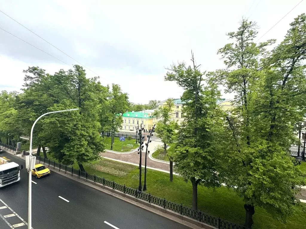 5-комнатная квартира: Москва, Петровский бульвар, 17/1 (128 м) - Фото 0