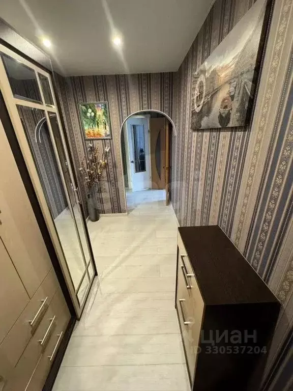 2-к кв. Ямало-Ненецкий АО, Ноябрьск Холмогорская ул., 13А (51.0 м) - Фото 1