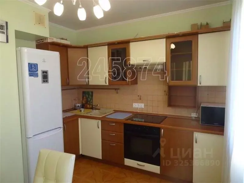 3-к кв. Москва ул. Академика Семенова, 11К1 (82.0 м) - Фото 0