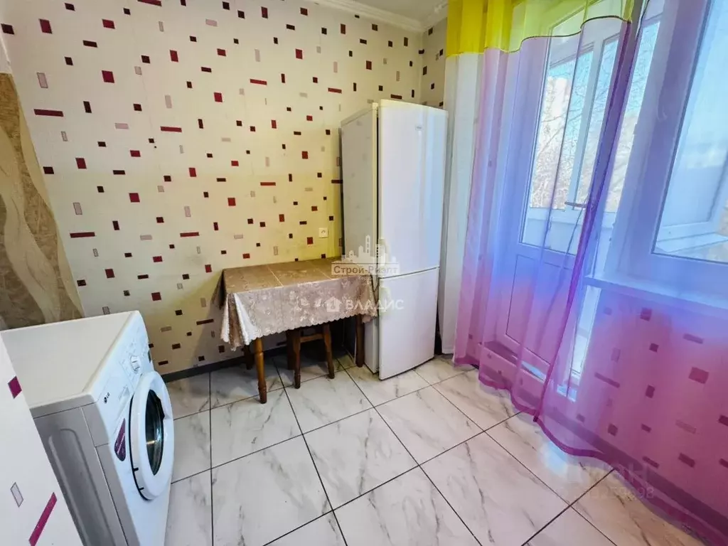 1-к кв. Крым, Керчь ул. Генерала Петрова, 2 (34.0 м) - Фото 2