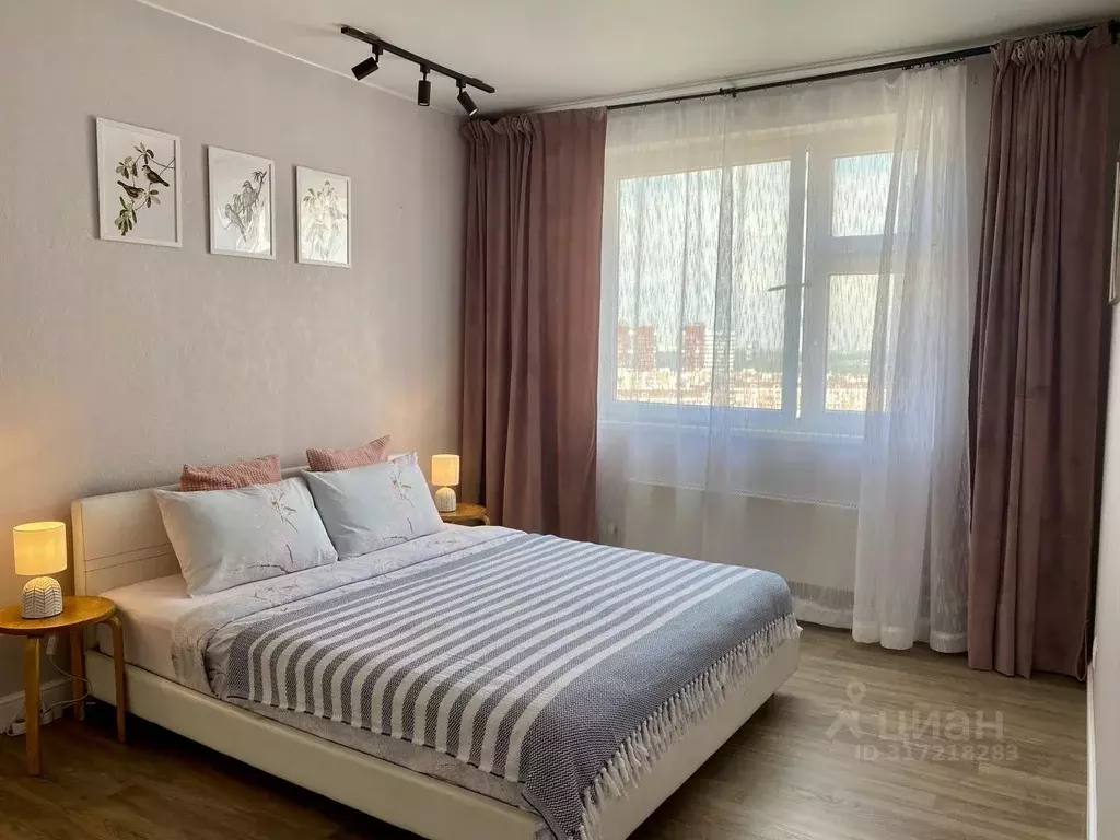 2-к кв. Московская область, Химки просп. Мельникова, 27 (75.0 м) - Фото 0
