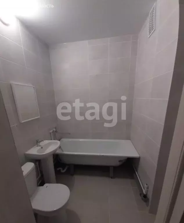 2-комнатная квартира: Пермь, Белозёрская улица, 30А (41.7 м) - Фото 1