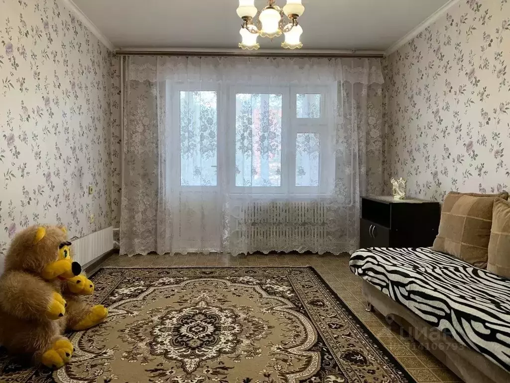 1-к кв. Татарстан, Казань просп. Победы, 172 (38.0 м) - Фото 2