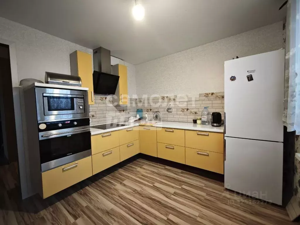 2-к кв. Свердловская область, Екатеринбург ул. Щербакова, 77к1 (60.0 ... - Фото 1