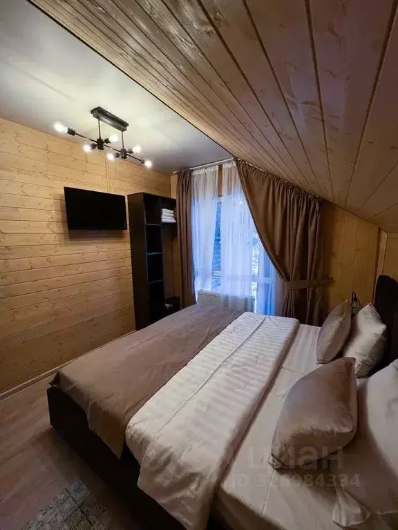 Комната Карачаево-Черкесия, Зеленчукский район, с. Архыз ул. ... - Фото 1