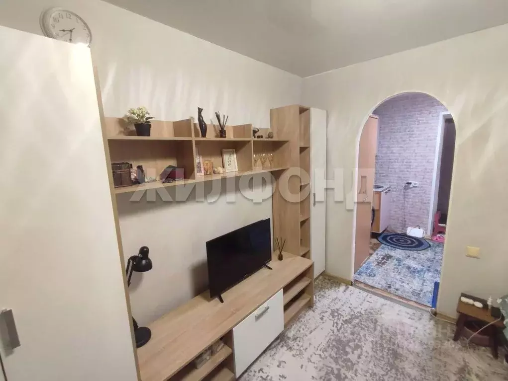 Комната Новосибирская область, Новосибирск ул. Дмитрия Донского, 32/1 ... - Фото 1