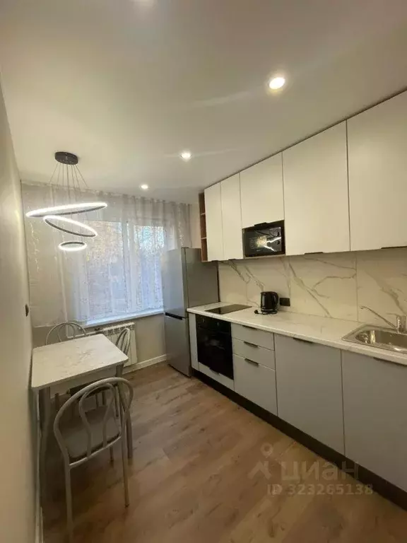 2-к кв. Кемеровская область, Кемерово просп. Ленина, 118а (44.0 м) - Фото 0