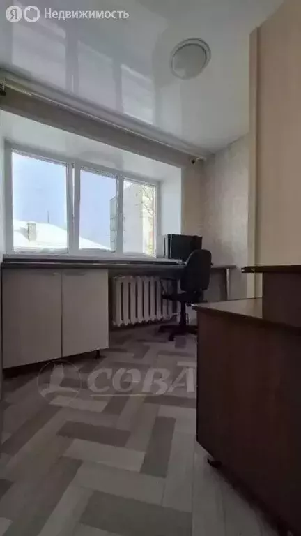 2-комнатная квартира: Тюмень, улица Котовского, 8А (35 м) - Фото 0