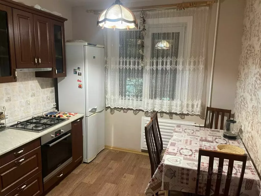 2-к кв. Свердловская область, Первоуральск ул. Ленина, 9 (50.0 м) - Фото 1