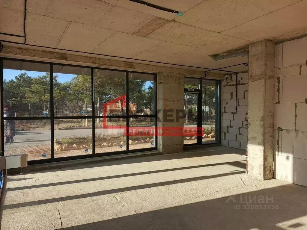 Помещение свободного назначения в Севастополь ул. Парковая, 15 (62 м) - Фото 1