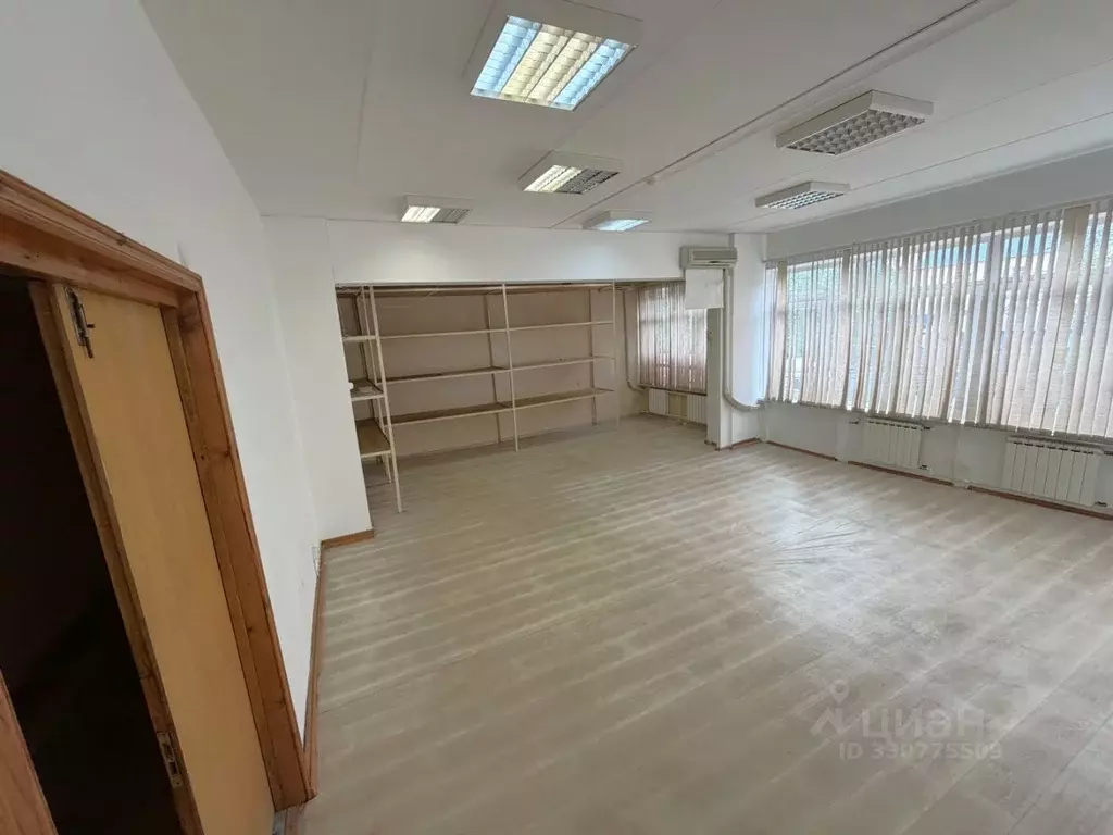 Помещение свободного назначения в Москва Стахановская ул., 7 (80 м) - Фото 1