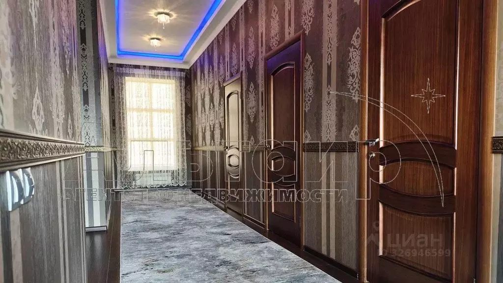 Дом в Ростовская область, Ростов-на-Дону 3-й Сахалинский пер., 47 (300 ... - Фото 2