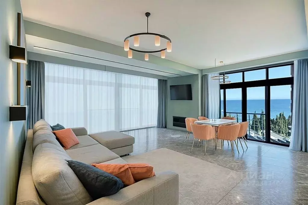 2-к кв. Крым, Алушта аллея Декабристов, 5 (60.0 м) - Фото 2