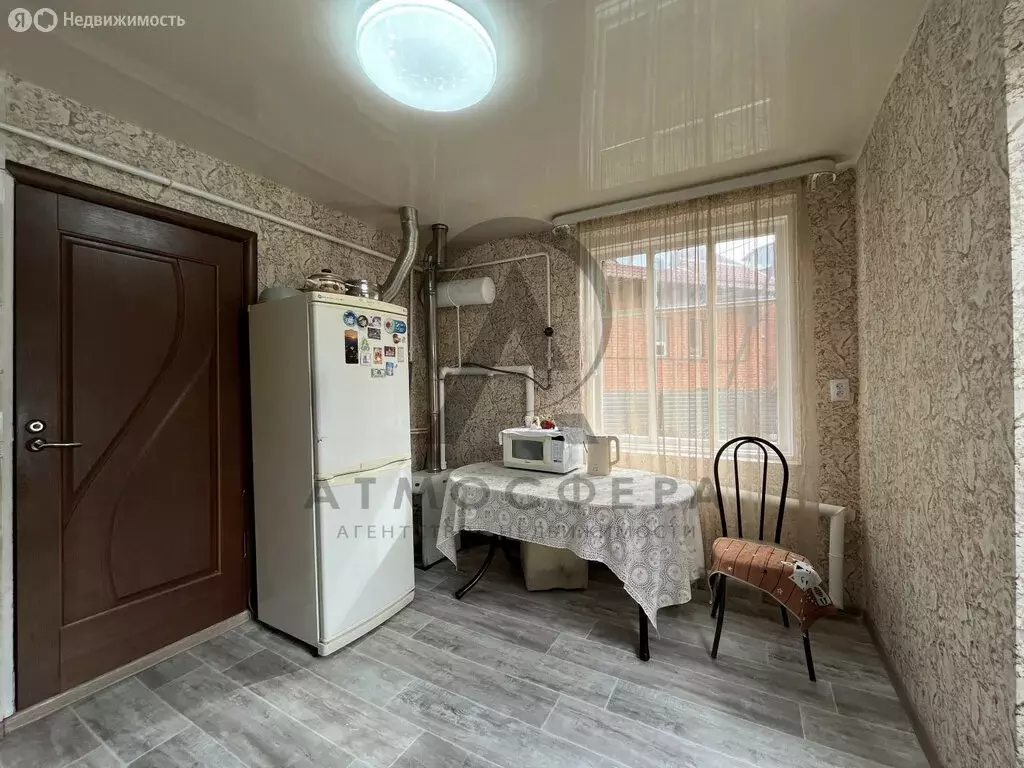 2-комнатная квартира: Апшеронск, улица Ворошилова, 32 (44 м) - Фото 1