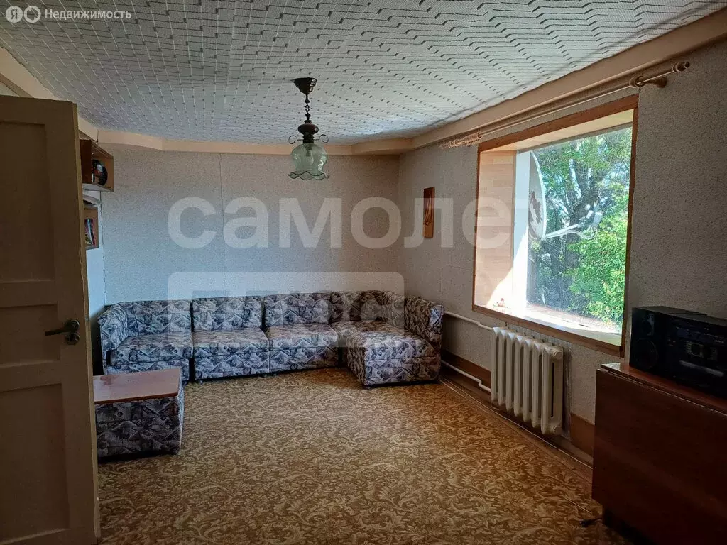 Дом в Гвардейское, Садовая улица (264 м) - Фото 1