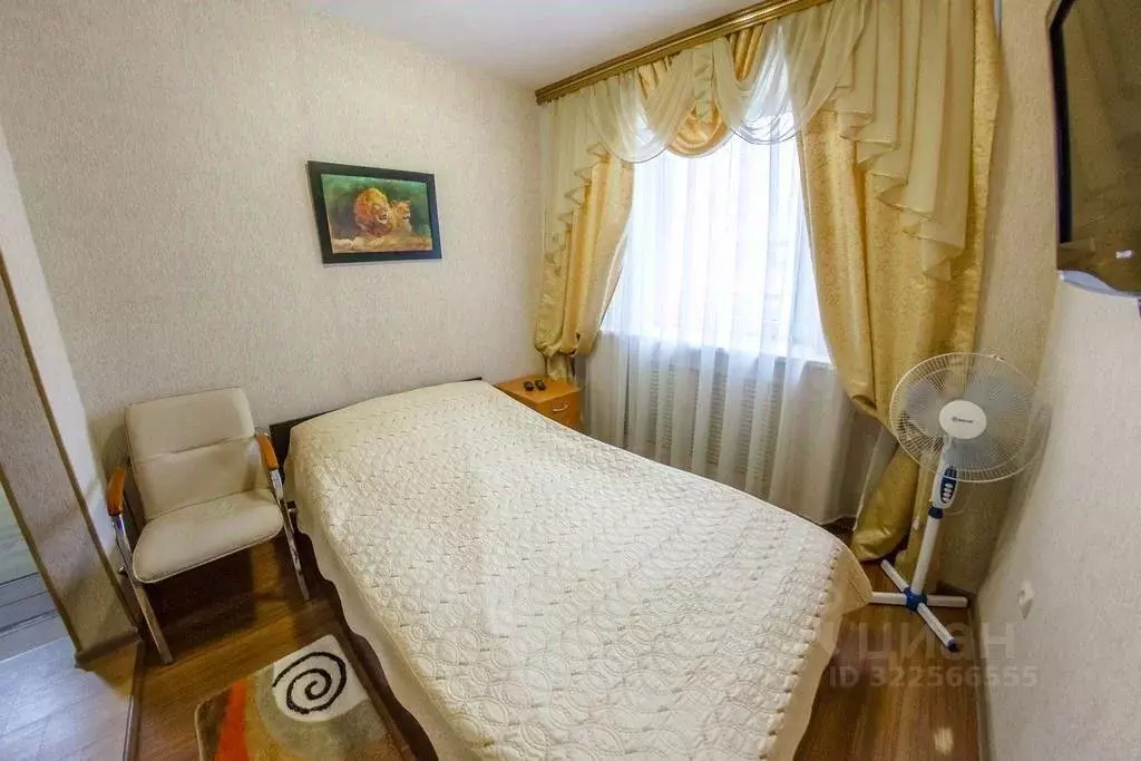 Комната Приморский край, Владивосток Океанский просп., 15А (8.0 м) - Фото 1