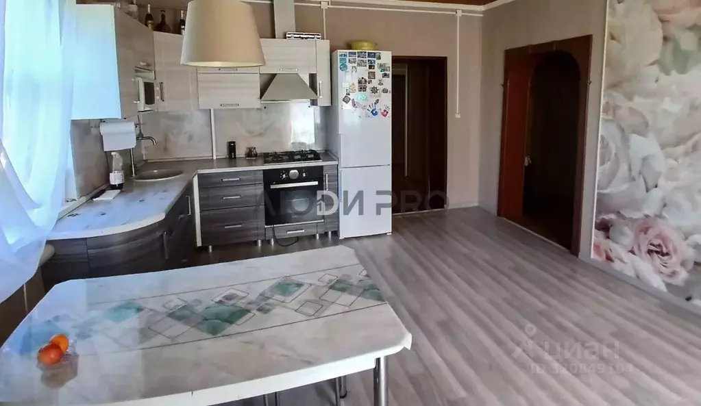 Дом в Башкортостан, Дюртюлинский район, Такарликовский сельсовет, с. ... - Фото 1