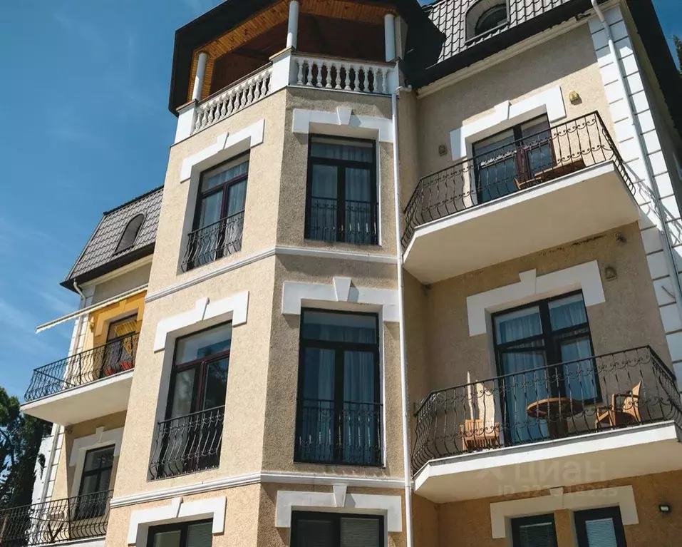 2-к кв. Крым, Алушта ул. Комсомольская, 5 (101.1 м) - Фото 2