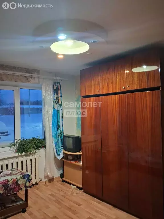 3-комнатная квартира: посёлок Дороничи, улица Мира, 5 (57 м) - Фото 1