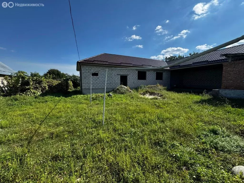 Дом в село Анзорей, Красноармейская улица, 55 (120 м) - Фото 1
