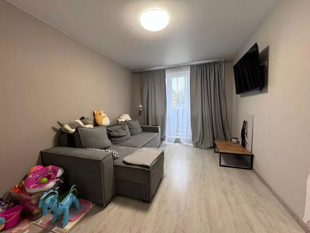 Продаётся 3-к квартира, 56.9 м - Фото 0