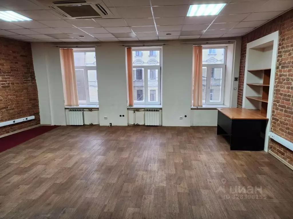 Помещение свободного назначения в Санкт-Петербург Вознесенский просп., ... - Фото 1