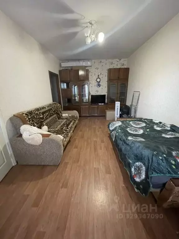 1-к кв. Ярославская область, Рыбинск Волжская наб., 209 (37.5 м) - Фото 1