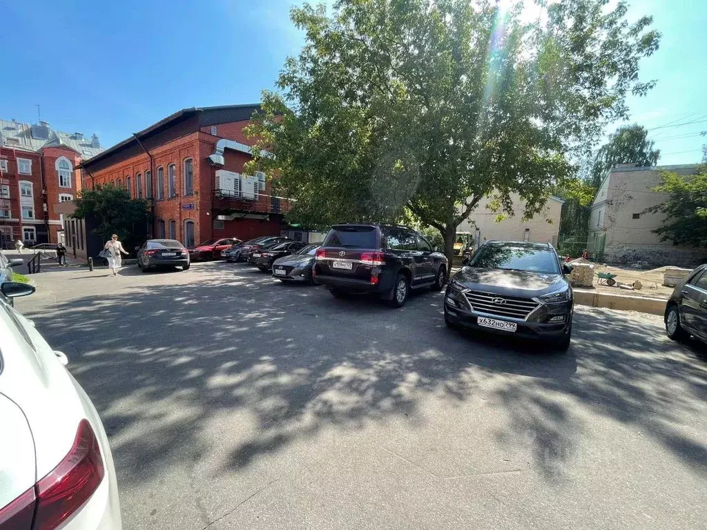 Гараж в Москва Озерковский пер. (19 м) - Фото 0