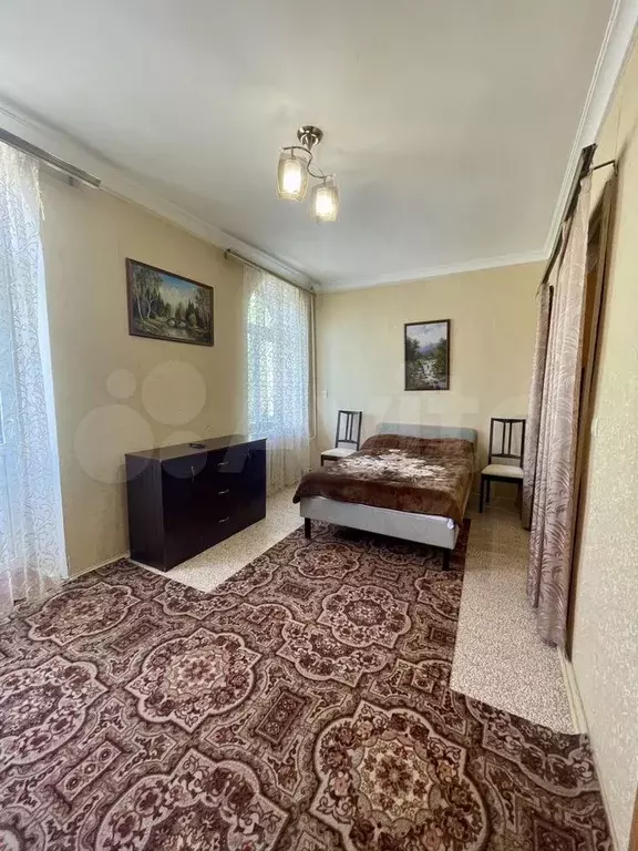 2-к. квартира, 56 м, 3/3 эт. - Фото 1