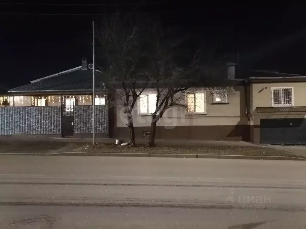 Дом в Ставропольский край, Кисловодск Октябрьская ул. (167 м) - Фото 1