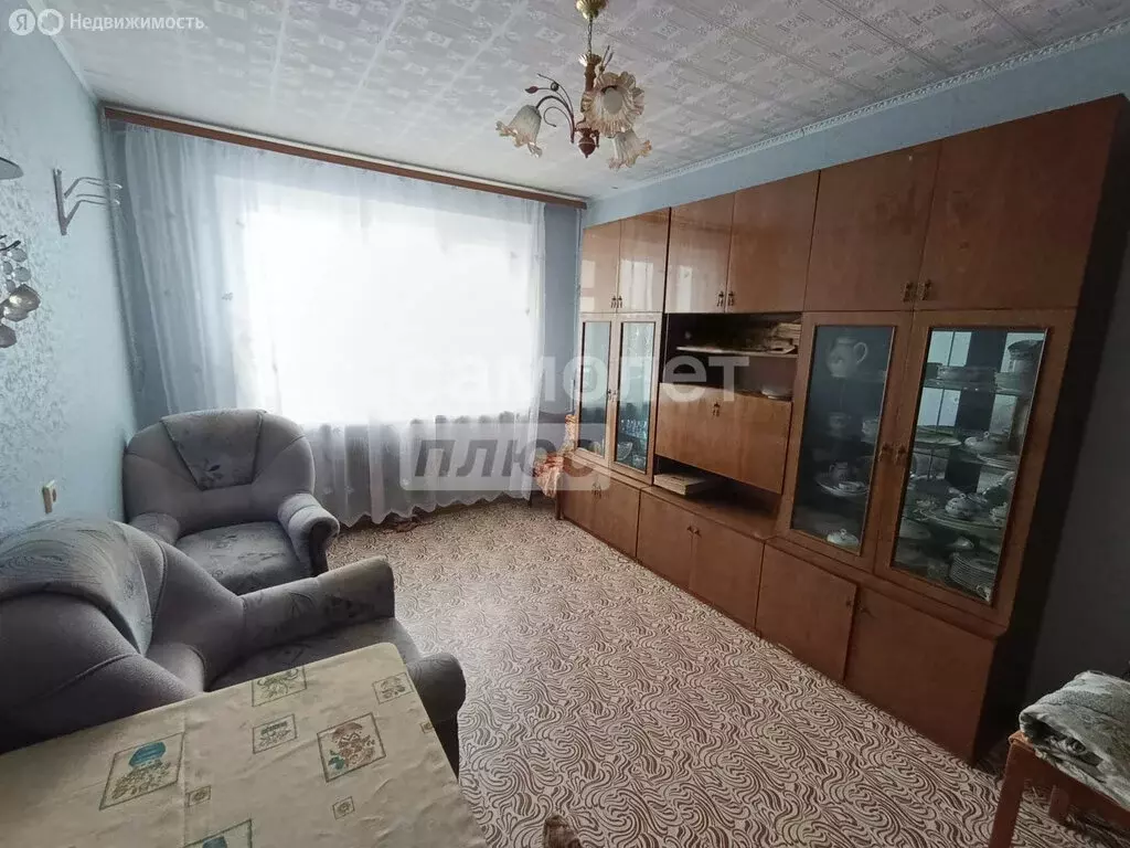 3-комнатная квартира: Новочебоксарск, улица Строителей, 32 (65.3 м) - Фото 1