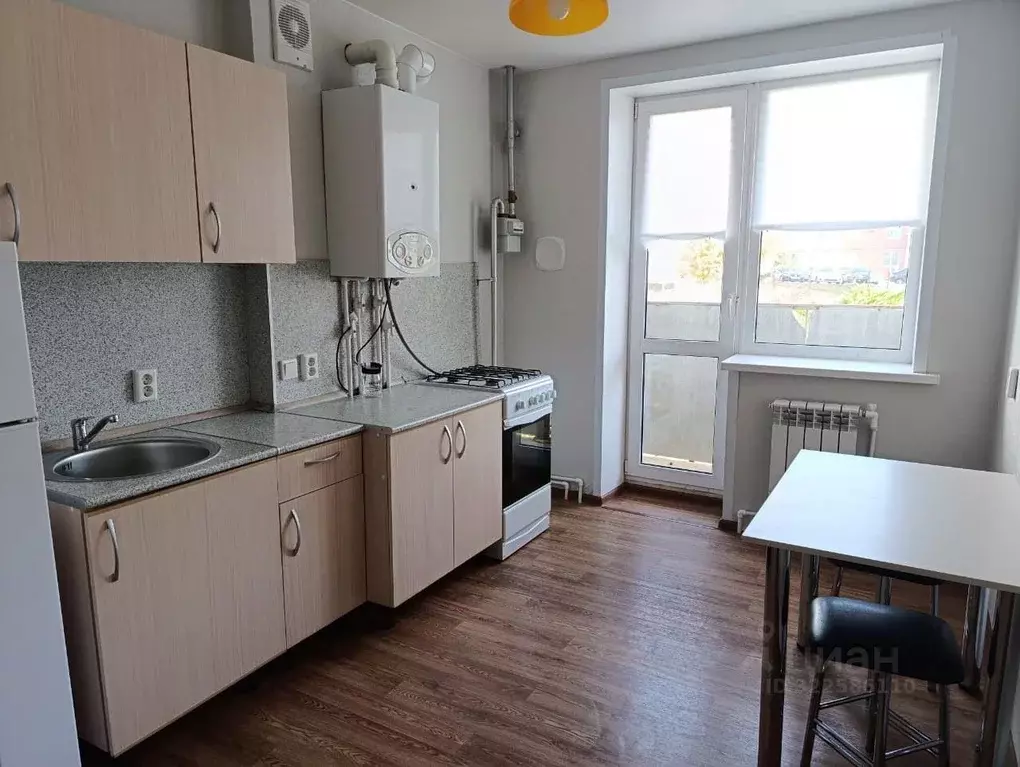 1-к кв. Волгоградская область, Волгоград ул. Добрушина, 28 (34.0 м) - Фото 1