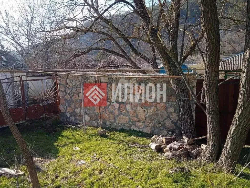 Дом в Крым, Бахчисарайский район, Куйбышевское с/пос, с. Новоульяновка ... - Фото 2
