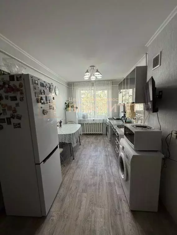Квартира, 3 комнаты, 61.9 м - Фото 0