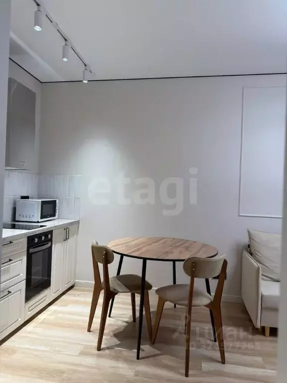 1-к кв. Тюменская область, Тюмень ул. Первооткрывателей, 9 (33.7 м) - Фото 1