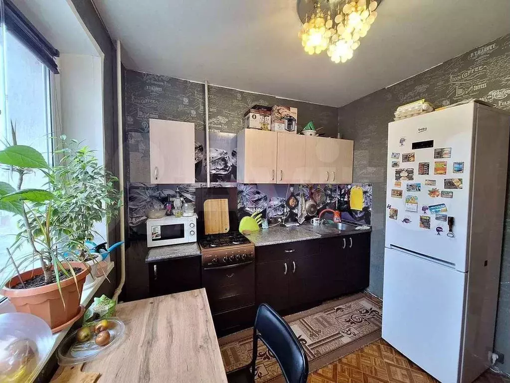 1-к. квартира, 40 м, 4/9 эт. - Фото 1