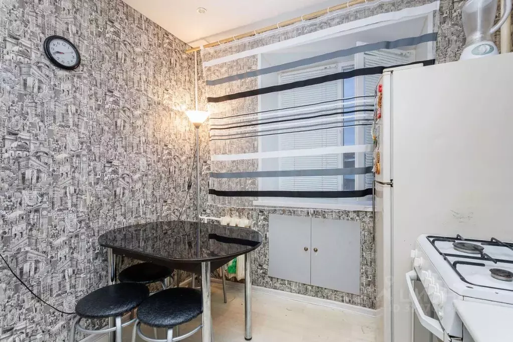 3-к кв. Башкортостан, Уфа ул. Зайнуллы Расулева, 6 (57.4 м) - Фото 0