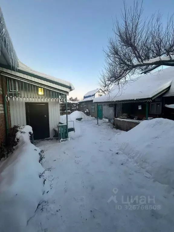 Дом в Саратовская область, Энгельс муниципальное образование, с. ... - Фото 2