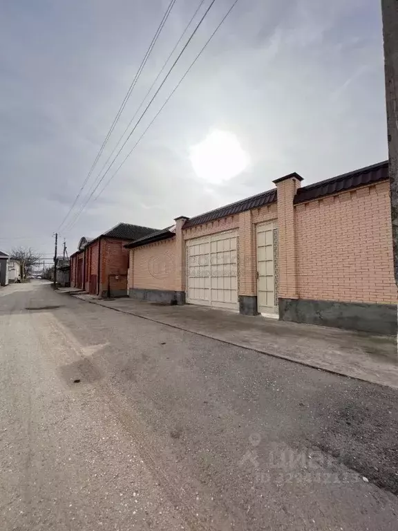 Дом в Чеченская республика, Грозный пер. 1-й Сергея Лазо, 12 (205 м) - Фото 1