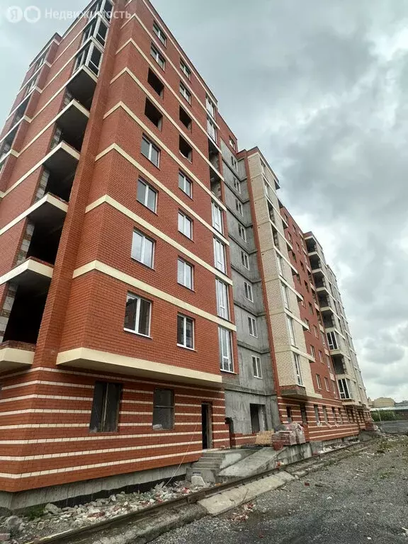 1-комнатная квартира: Владикавказ, улица Курсантов-Кировцев, 4А (45 м) - Фото 0