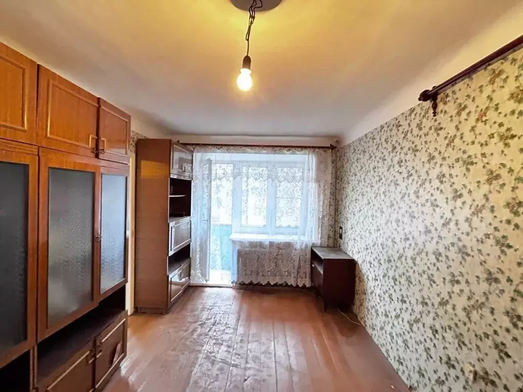 3-к кв. Владимирская область, Гусь-Хрустальный ул. Микрорайон, 40 ... - Фото 0