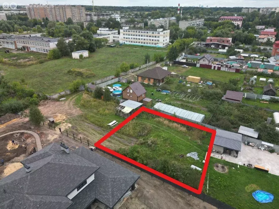 Участок в посёлок Большевик, улица Ленина (7.5 м) - Фото 1