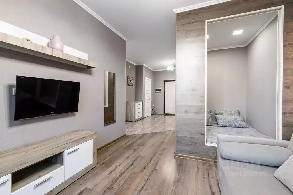 1-к кв. Татарстан, Казань Комсомольская ул., 2 (40.0 м) - Фото 2