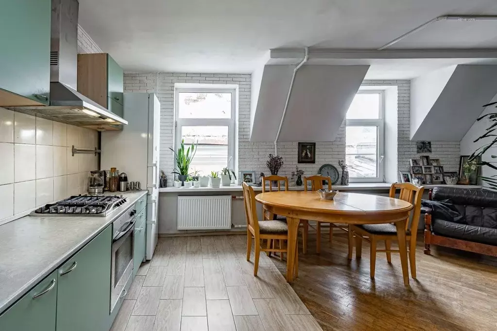 2-к кв. Санкт-Петербург 9-я Красноармейская ул., 13 (75.2 м) - Фото 2